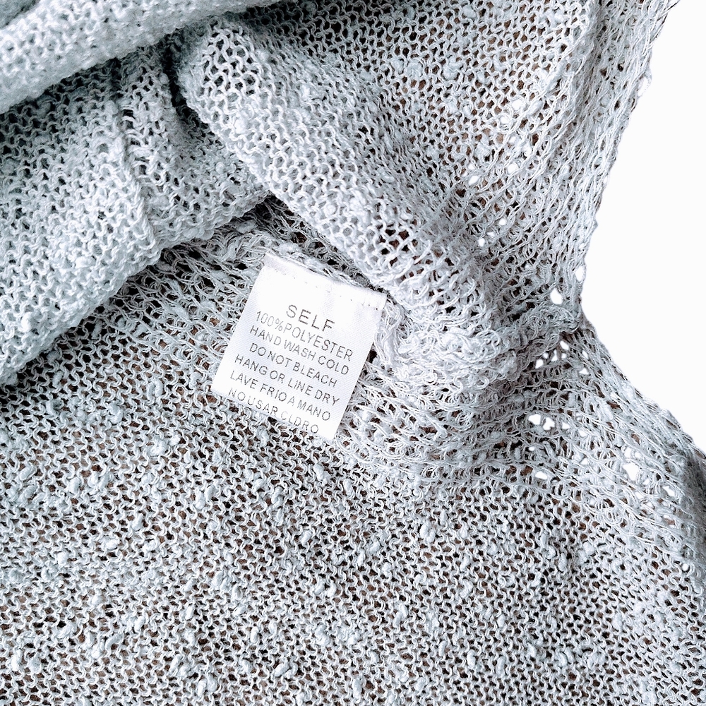 Easel Women's Light Blue Textured Knit Top With Slit Seams And Pocket Detail - Picture 3 of 4